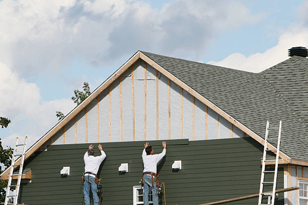 Professional Siding Replacement technician working in Haverford, PA